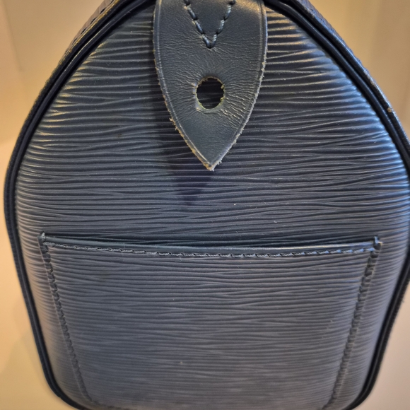 Louis Vuitton Blue Handbag - Picture 9 of 10